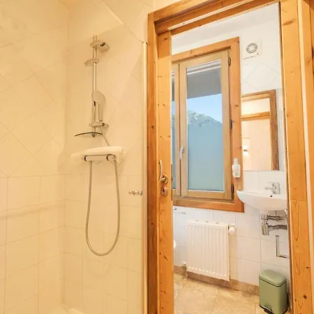 Moraine Vue 10pers Sauna Jacuzzi *